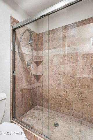 602 E CARVER Road, Tempe, AZ 85284