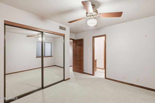 602 E CARVER Road, Tempe, AZ 85284