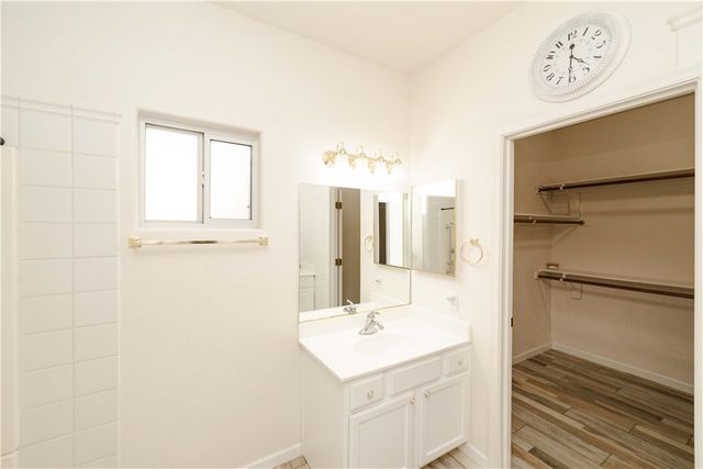 2098 Pawnee Drive, Kingman, AZ 86401