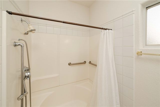 2098 Pawnee Drive, Kingman, AZ 86401