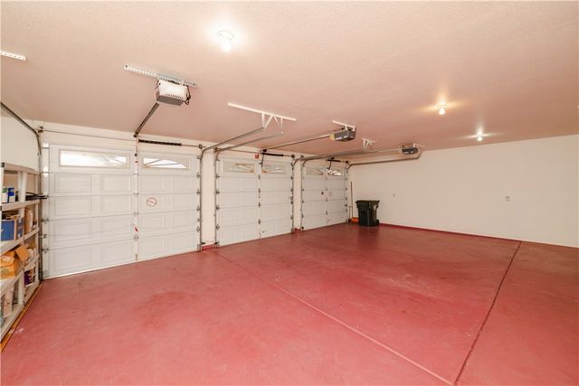 2098 Pawnee Drive, Kingman, AZ 86401