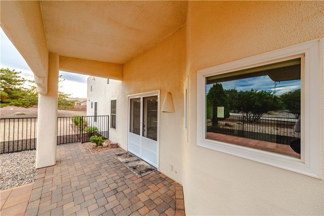 2098 Pawnee Drive, Kingman, AZ 86401