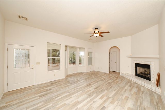 2098 Pawnee Drive, Kingman, AZ 86401