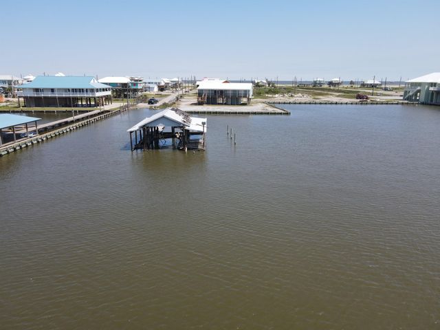 167 Pete's Wharf, Grand Isle, LA 70358