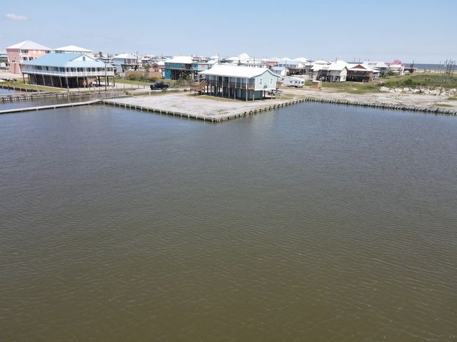 167 Pete's Wharf, Grand Isle, LA 70358