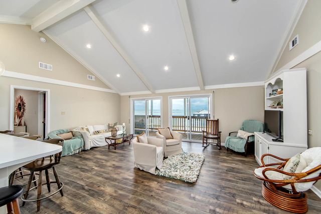 167 Pete's Wharf, Grand Isle, LA 70358