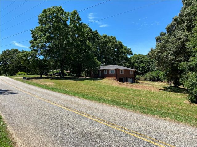 2281 Fork Creek Road, Bowman, GA 30624