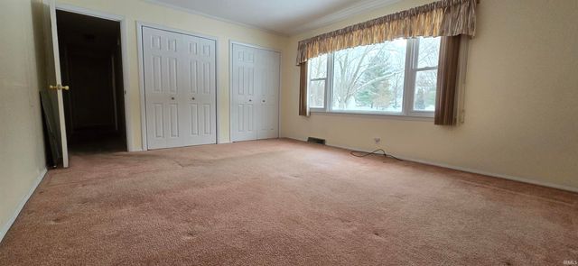 10942 N Ogden Road, North Manchester, IN 46962