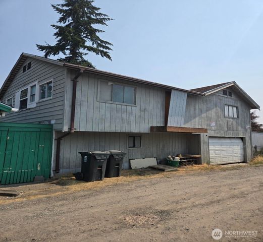 5426 S Lawrence Street, Tacoma, WA 98409