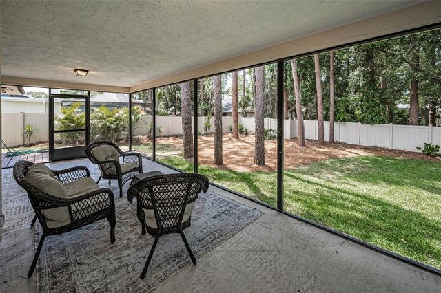 2486 INDIAN TRAIL E, Palm Harbor, FL 34683