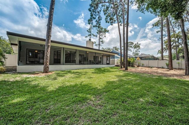 2486 INDIAN TRAIL E, Palm Harbor, FL 34683