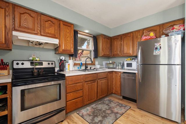517-519 E Holum Street, Deforest, WI 53532