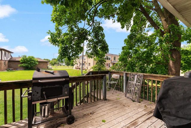 517-519 E Holum Street, Deforest, WI 53532