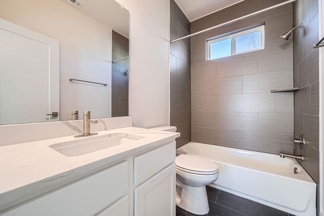 1531 N Red Bud LN 20, Round Rock, TX 78665