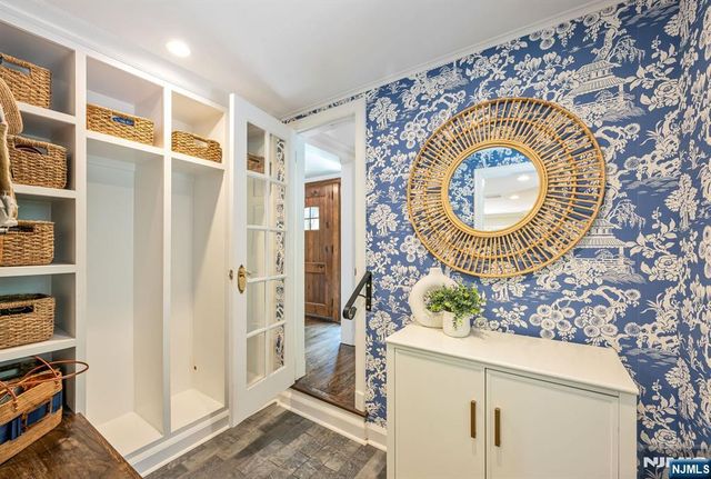 101 Ardmore Road, Ho-ho-kus, NJ 07423