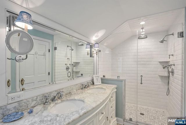 101 Ardmore Road, Ho-ho-kus, NJ 07423