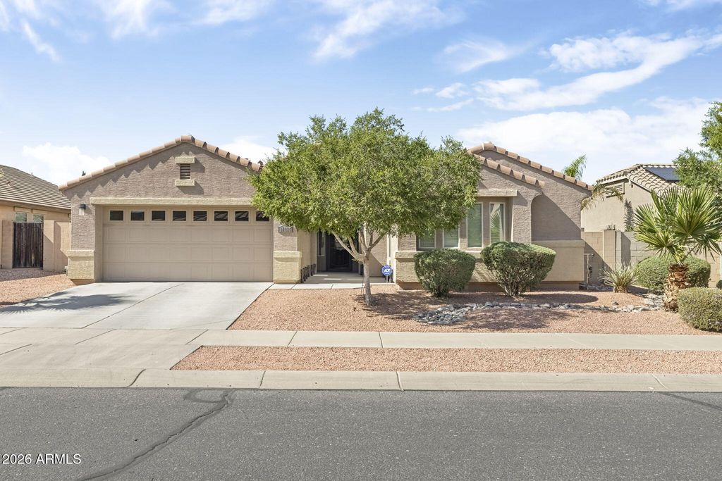17820 W CHARTER OAK Road, Surprise, AZ 85388 — exterior