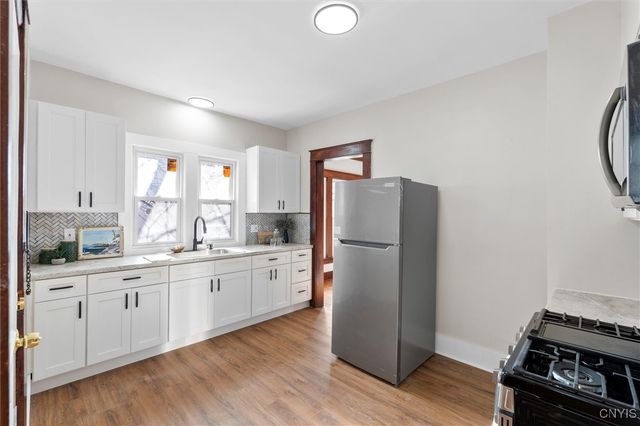 106 West Avenue, Dewitt, NY 13057