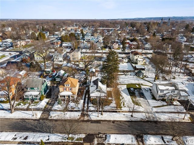 106 West Avenue, Dewitt, NY 13057