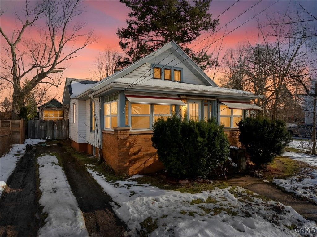 106 West Avenue, Dewitt, NY 13057