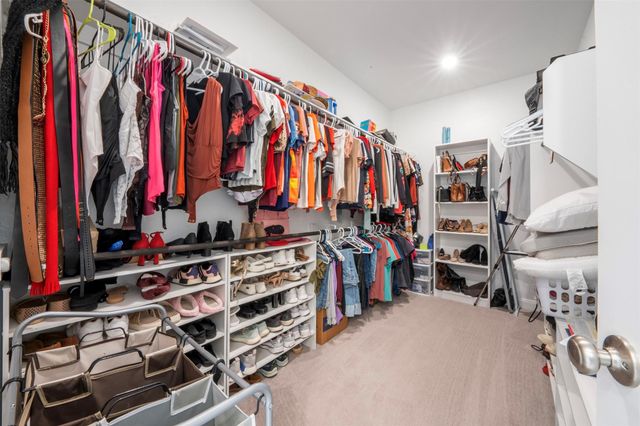 2027 Clearwater Grove Lane, Pearland, TX 77089