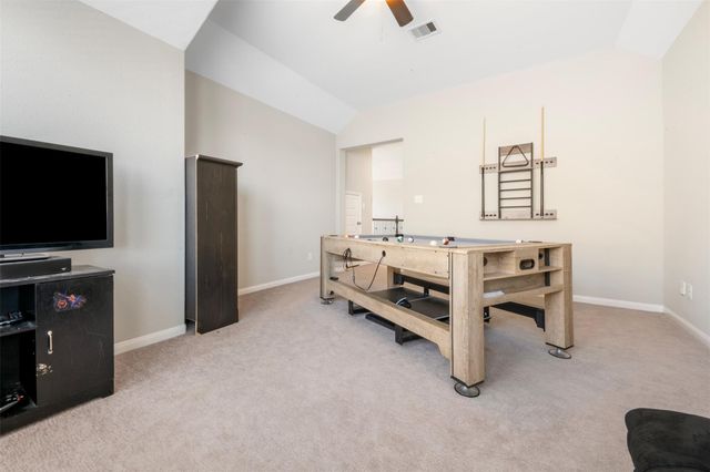 2027 Clearwater Grove Lane, Pearland, TX 77089