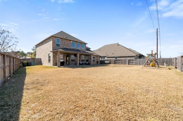 2027 Clearwater Grove Lane, Pearland, TX 77089