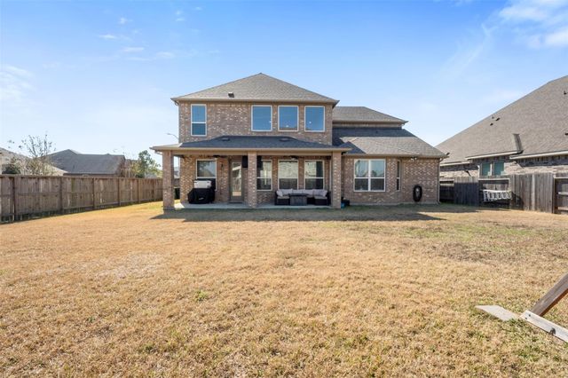 2027 Clearwater Grove Lane, Pearland, TX 77089