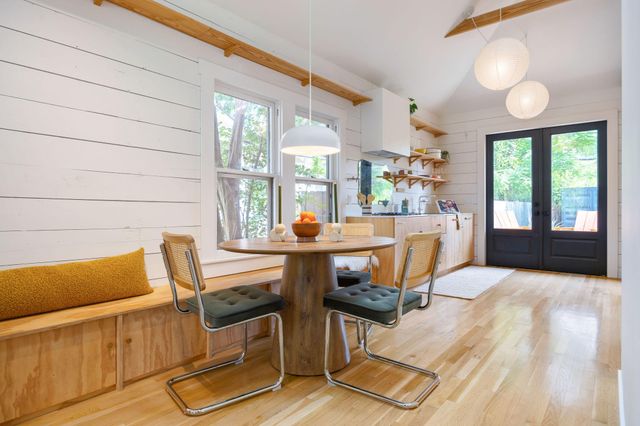 810 Keasbey ST, Austin, TX 78751