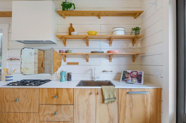 810 Keasbey ST, Austin, TX 78751