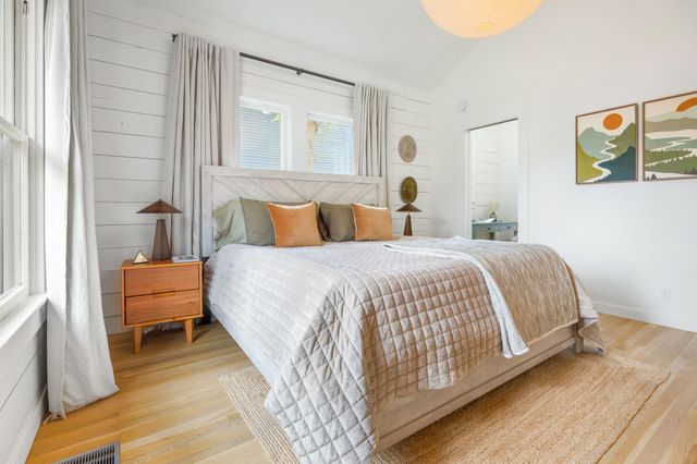 810 Keasbey ST, Austin, TX 78751