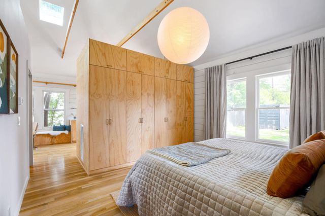 810 Keasbey ST, Austin, TX 78751