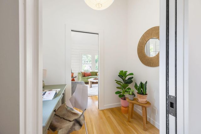 810 Keasbey ST, Austin, TX 78751