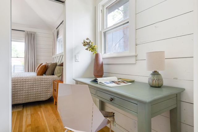 810 Keasbey ST, Austin, TX 78751