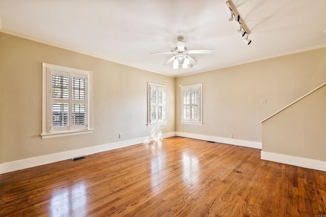 305 N East Street, Benton, AR 72019
