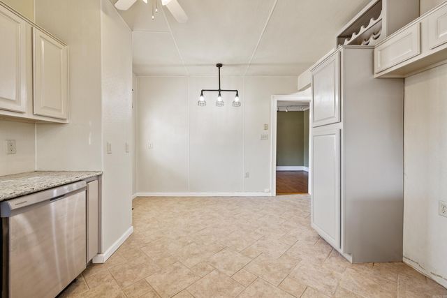 305 N East Street, Benton, AR 72019