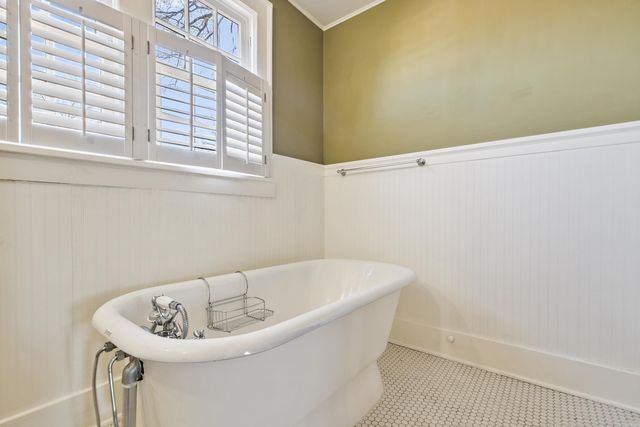 305 N East Street, Benton, AR 72019