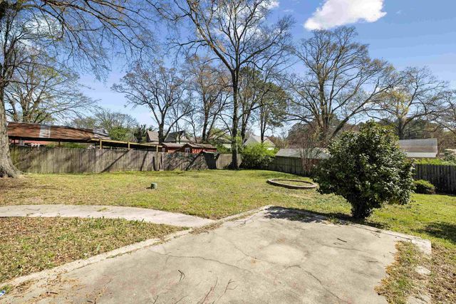305 N East Street, Benton, AR 72019