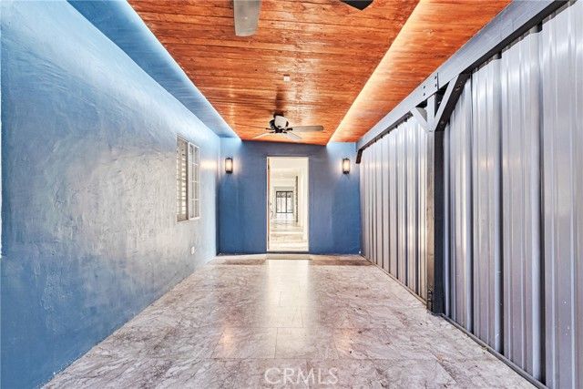 15752 Cobalt Street, Sylmar (los Angeles), CA 91342