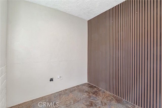 15752 Cobalt Street, Sylmar (los Angeles), CA 91342