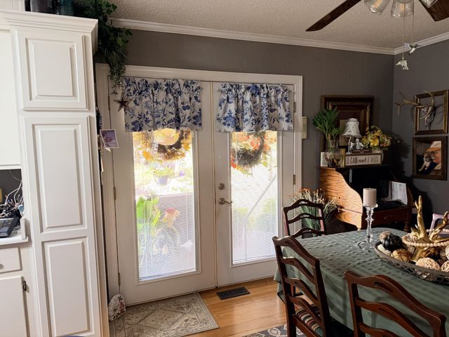 2890 NANCE BEND RD, Clifton, TN 38425