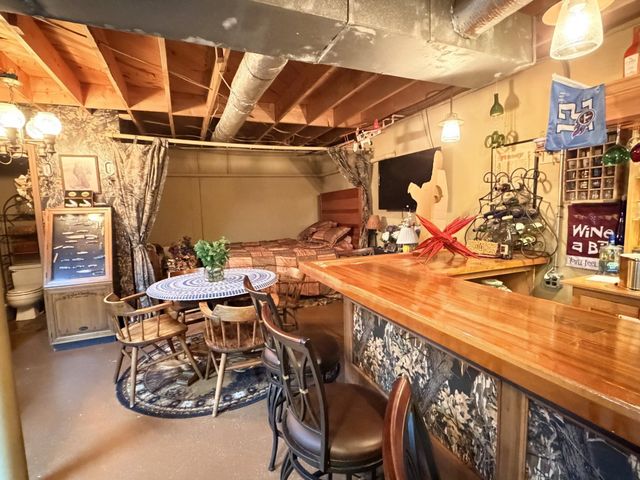 2890 NANCE BEND RD, Clifton, TN 38425