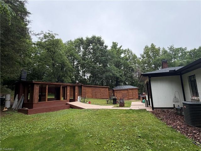 2197 Blackberry Road, Thomasville, NC 27360