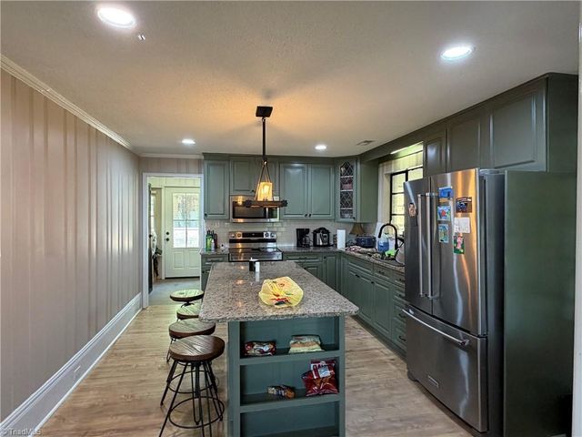2197 Blackberry Road, Thomasville, NC 27360