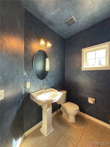 6225 Country Walk Court, Clarence, NY 14032