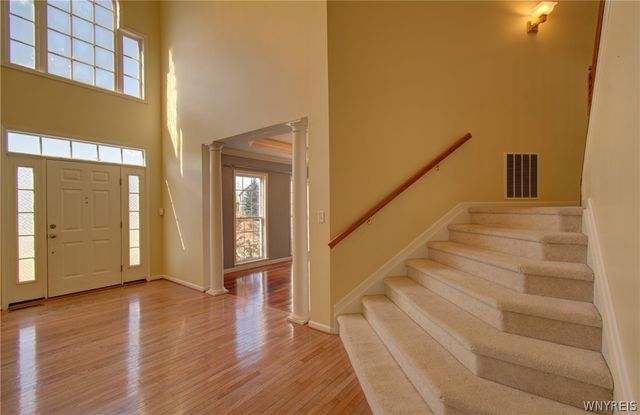 6225 Country Walk Court, Clarence, NY 14032