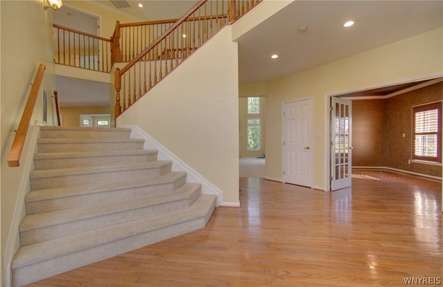 6225 Country Walk Court, Clarence, NY 14032