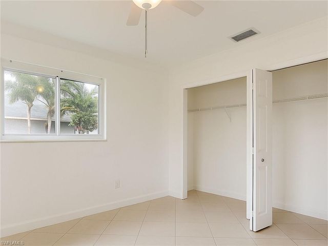 5207 Willow CT, Cape Coral, FL 33904