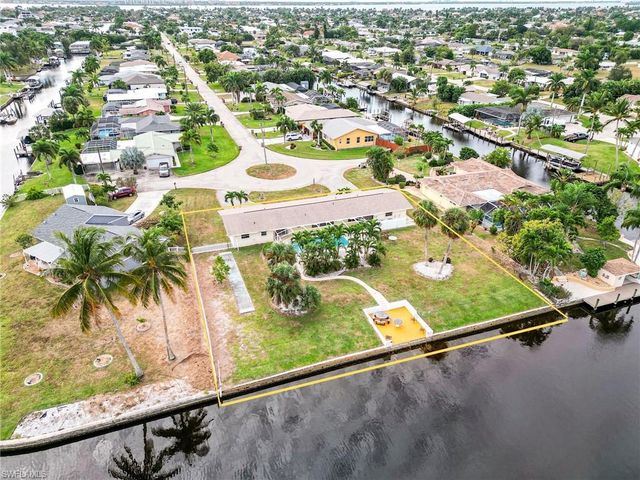 5207 Willow CT, Cape Coral, FL 33904
