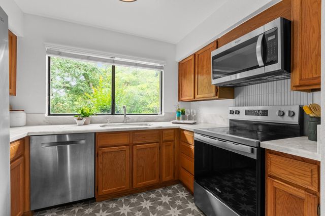 5132 Keystone Ave, Sacramento, CA 95841